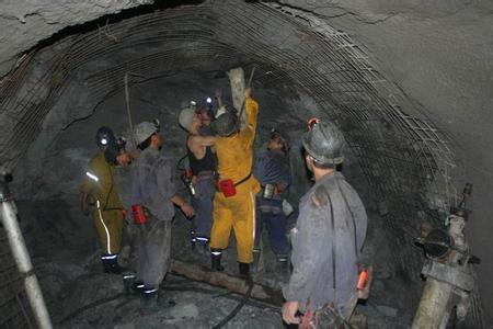 海南工程爆破中的危险因素分析以及应对工程爆破危险的措施